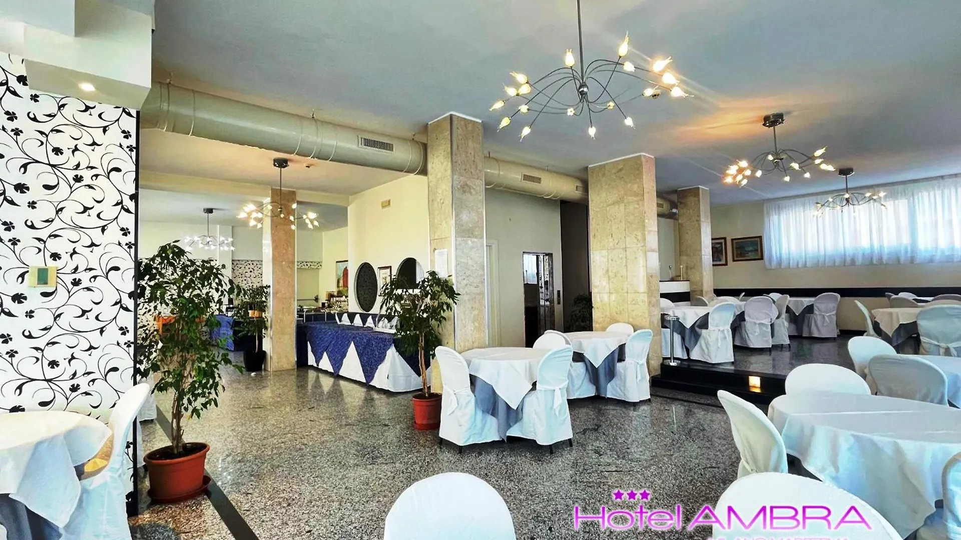 Hotel Ambra - Fronte Mare - Vicinissimi Al Centro Milano Marittima