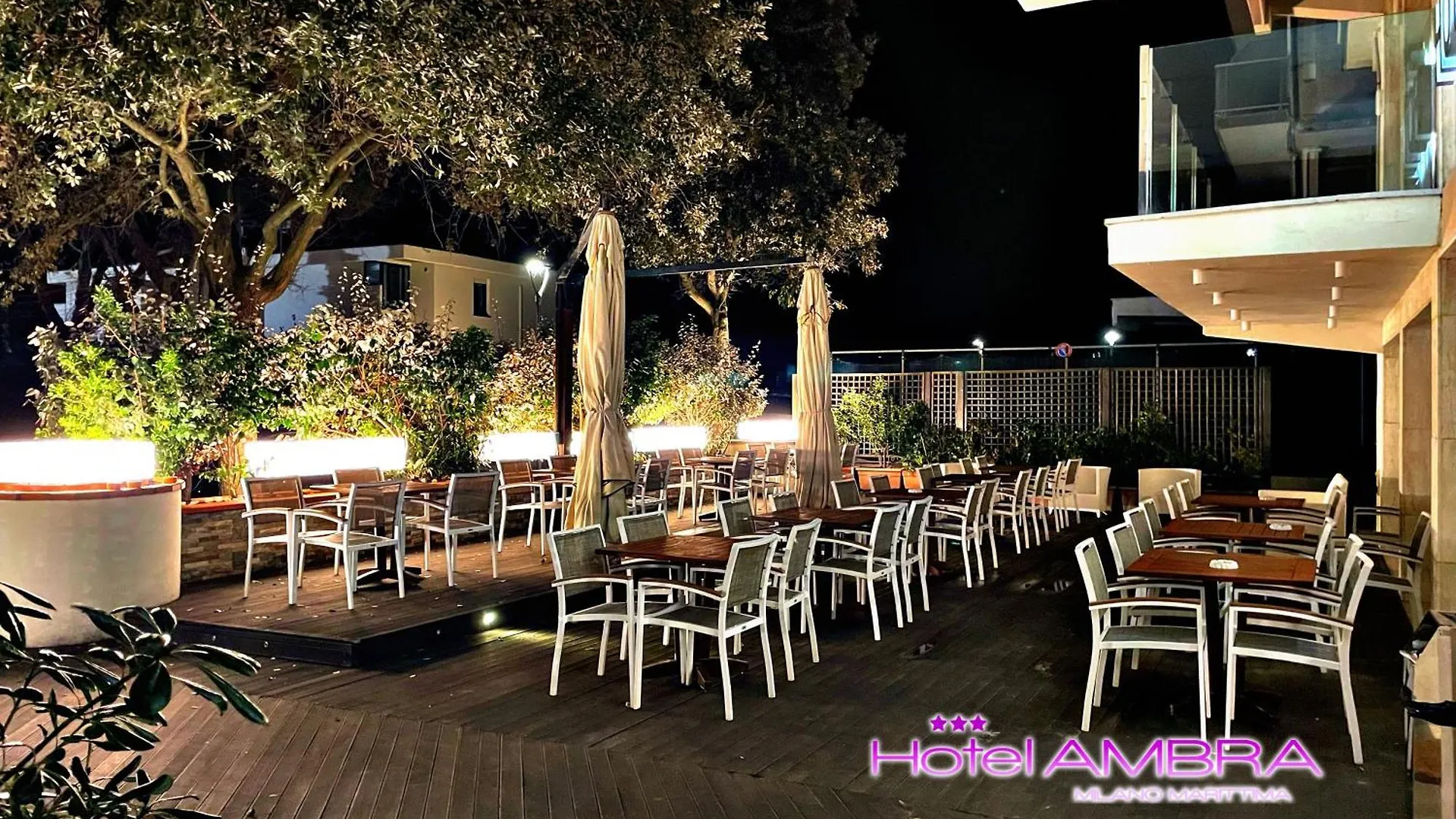 Hotel Ambra - Fronte Mare - Vicinissimi Al Centro Milano Marittima