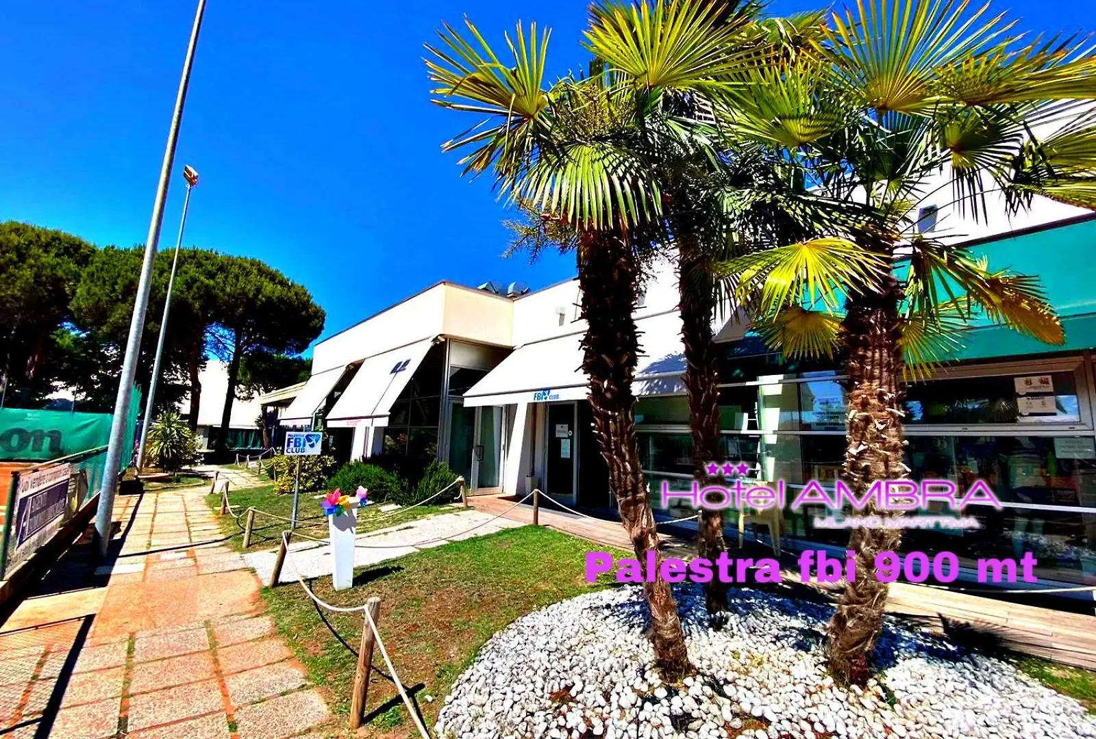 Hotel Ambra - Fronte Mare - Vicinissimi Al Centro Milano Marittima Italy