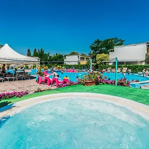 Aparthotel Blu Marlin A Schiera, Lido Adriano