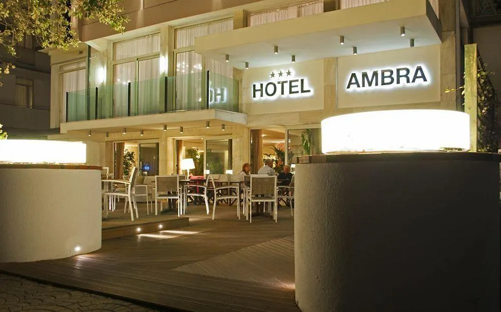 Hotel Ambra - Fronte Mare - Vicinissimi Al Centro Milano Marittima Italien