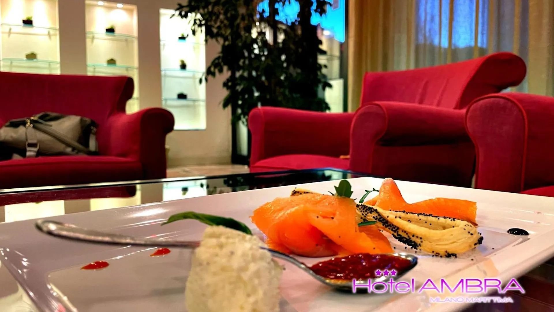 ***  Hotel Ambra - Fronte Mare - Vicinissimi Al Centro Milano Marittima Italien