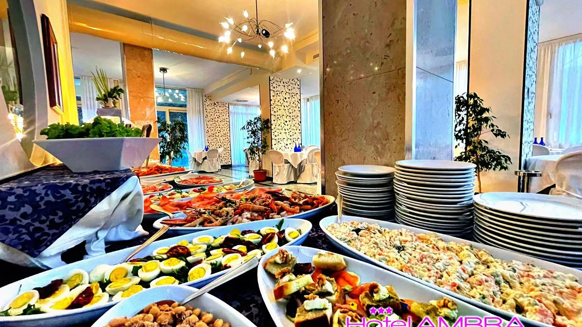 ***  Hotel Ambra - Fronte Mare - Vicinissimi Al Centro Milano Marittima Italien