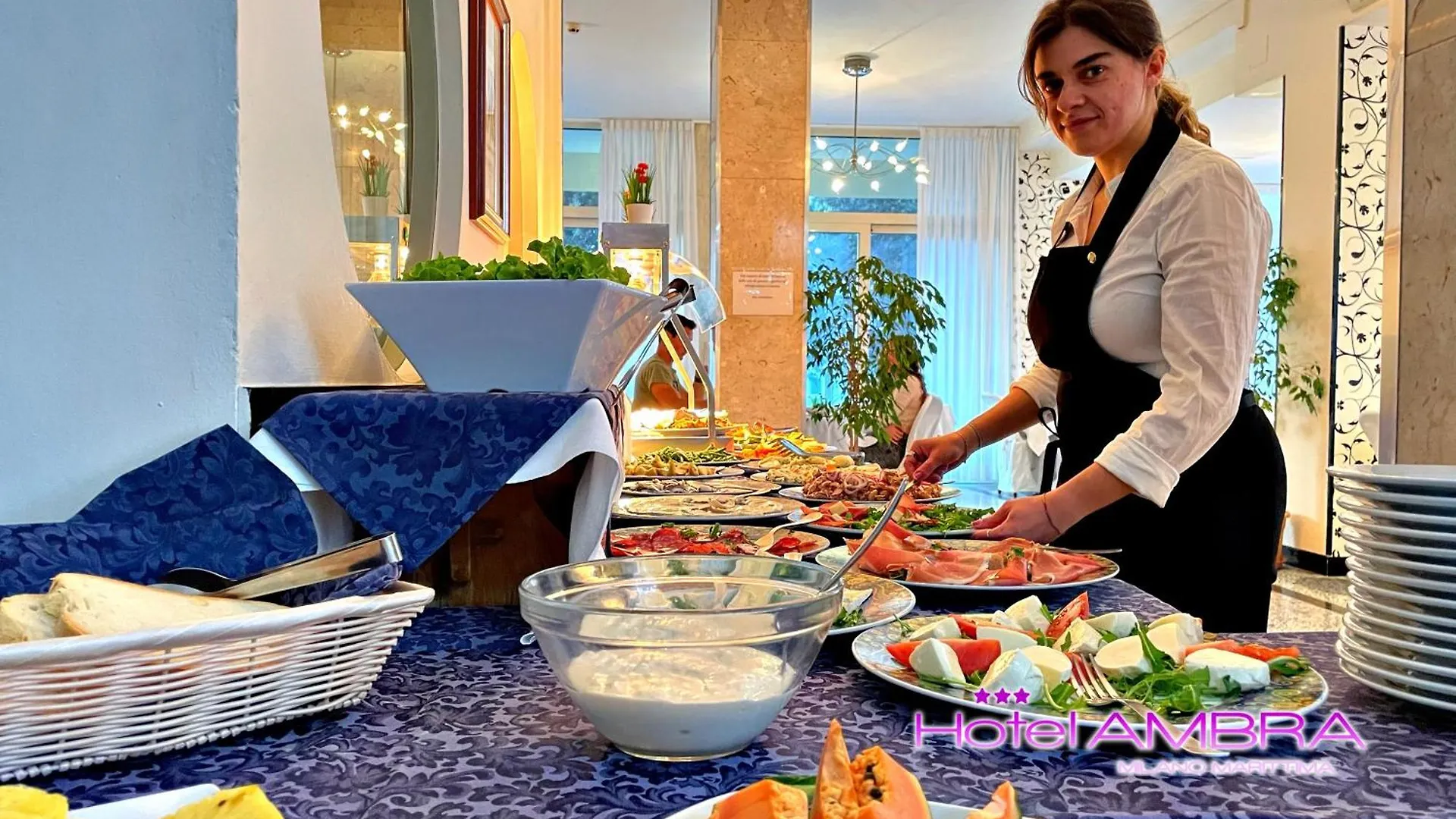 Hotel Ambra - Fronte Mare - Vicinissimi Al Centro Milano Marittima 3*,
